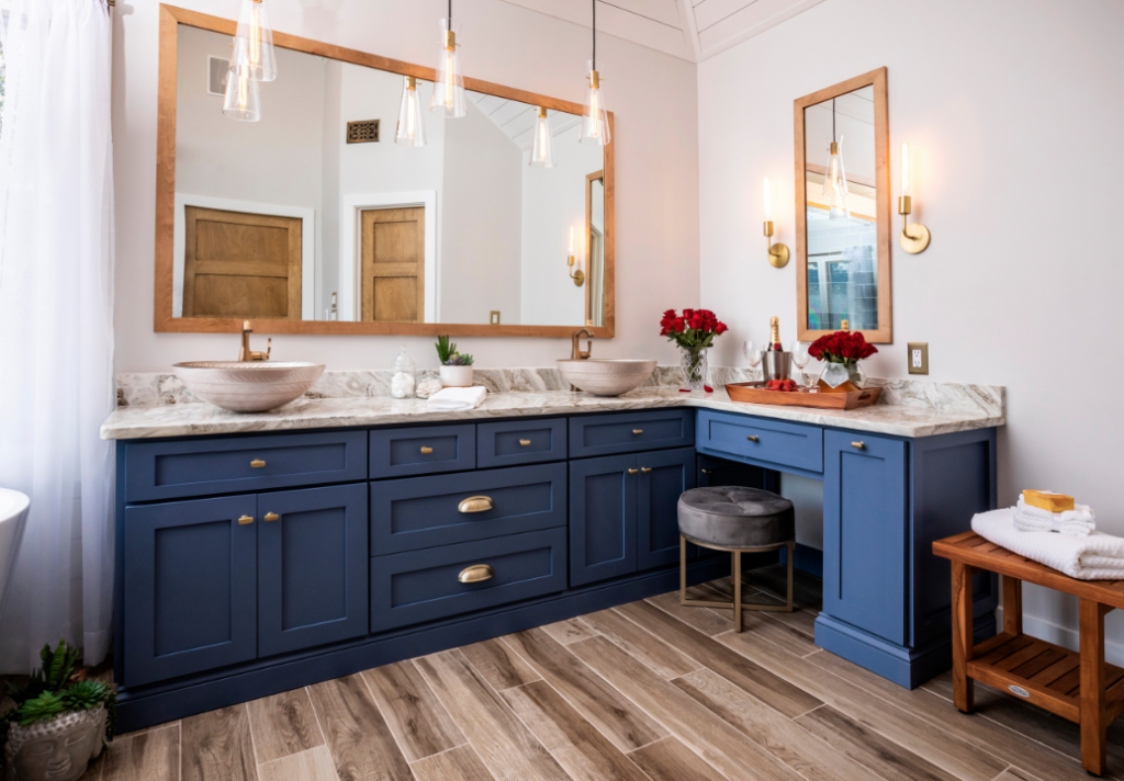 A Guide to Maximizing Space and Style Bathroom Cabinets